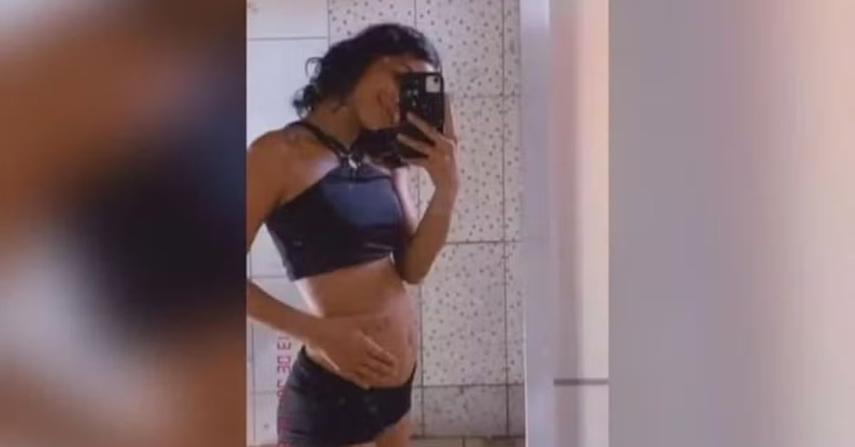 Chocante: Jovem de 18 anos vai ao médico retirar bebê mort0 e acaba tendo seu intestino furado por um…Ver Mais