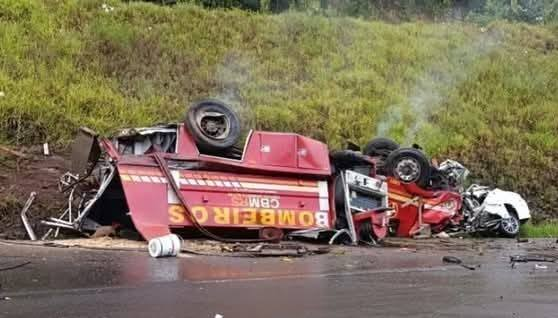 Bombeiros M0rrem Após Grave Acidente na BR-290: “Tinham Ido Salvar Pess…Veja o vídeo