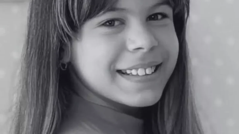 Mãe da Atriz Mirim Que Morreu Faz Revelação Assustadora Sobre Ela: “Empu…Ver mais