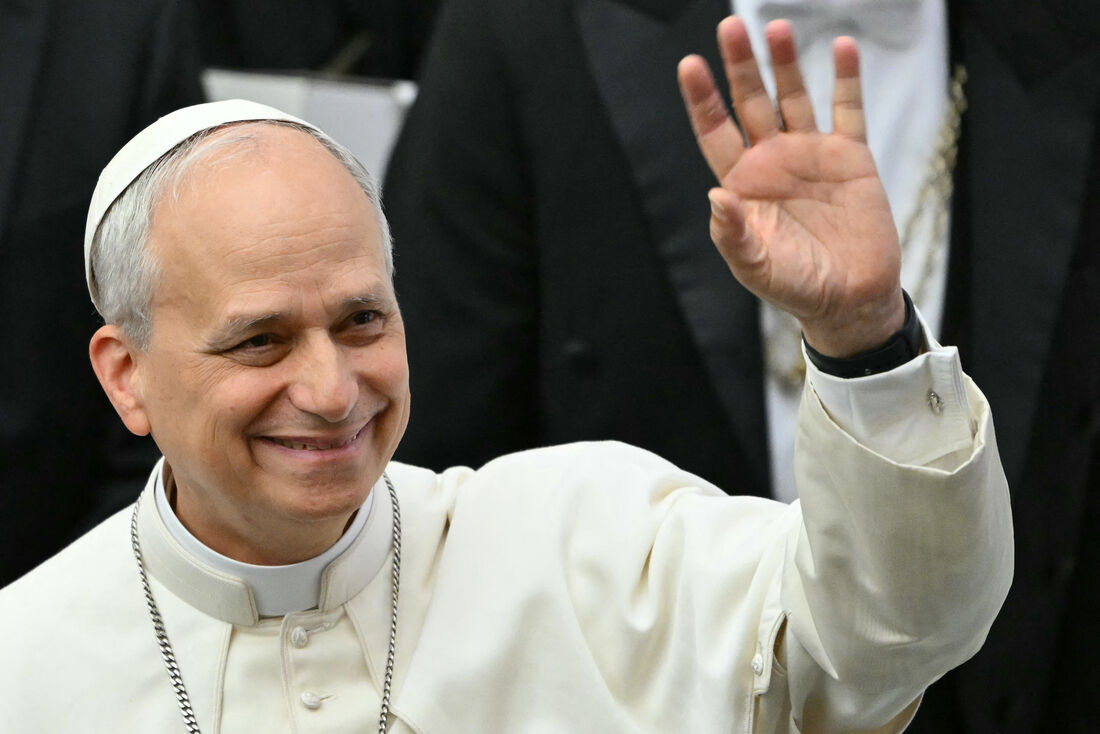 Novo Papa Leão XIV Manda Recado Assustador para o Mundo e Diz: “Estamos Próx…Ver mais