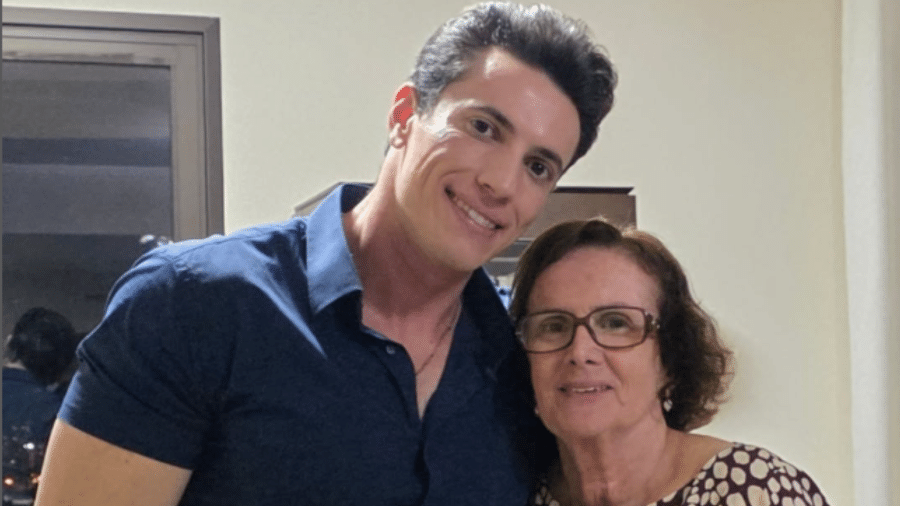 Médico Envenena Sua Esposa Após Ela Negar Ter Relaç…Ver matéria