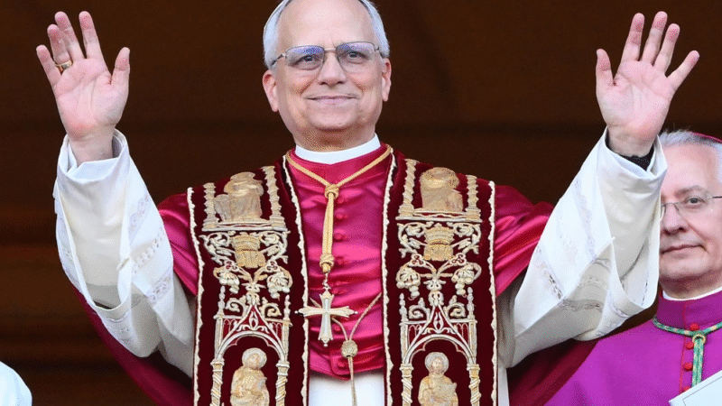 Novo Papa Leão XIV Acaba de Tomar Decisão Que Revoltou a Todos: “Pun…Ver mais