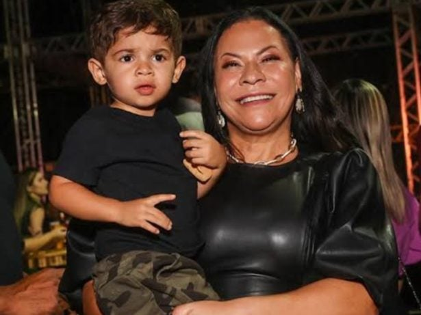 Filho de Marília Mendonça Manda Recado Assustador Para Sua Mãe Durante Madrug…Ver mais