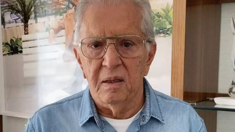 Nosso Querido Carlos Alberto Aparece Chorando Após Sua Esposa Ter Sido Atacad…Ver mais