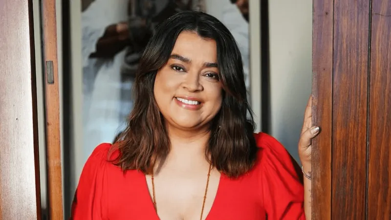 Preta Gil Aponta Que Objeto Foi Introduzido Nela Antes da Sua Ciru…Ver mais